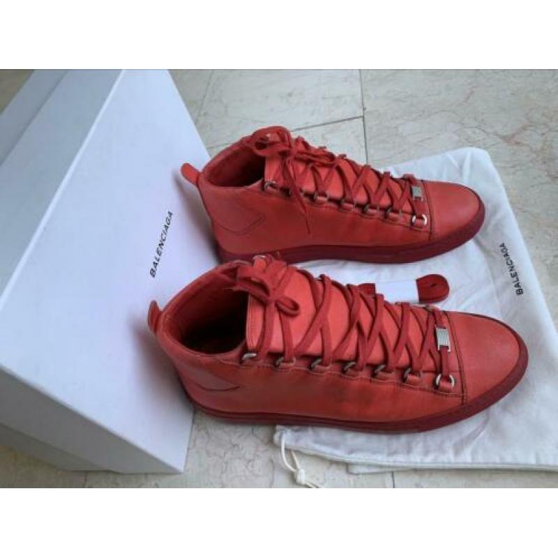 Balenciaga Arena 43