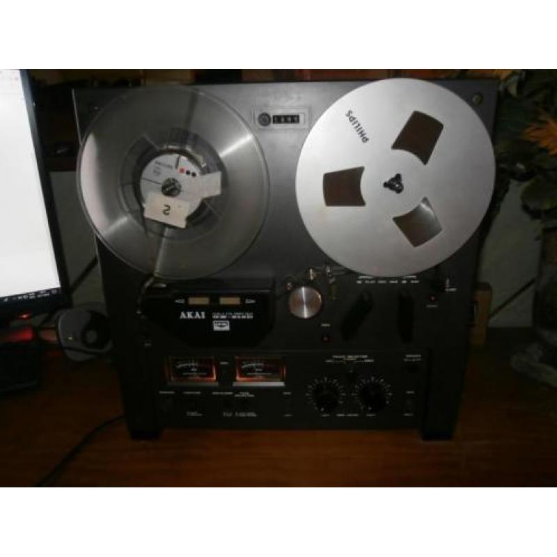 Akai GX 215 d met 3 koppen, 3 motoren en banden