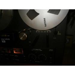 Akai GX 215 d met 3 koppen, 3 motoren en banden