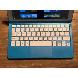 Kurio smart 2-in-1 laptop tablet windows 10 als nieuw
