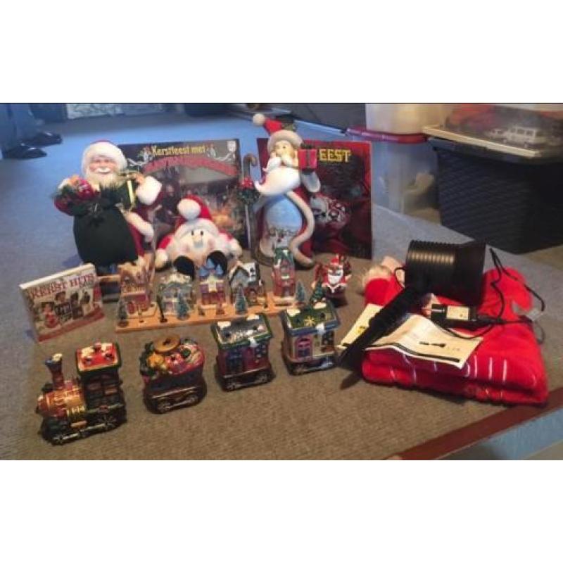 Veel kerstspullen/cd/platen/laserlamp etc(ook apart te koop)