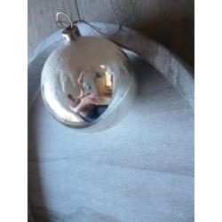 Brocante kerstbal sneeuw punten, 10