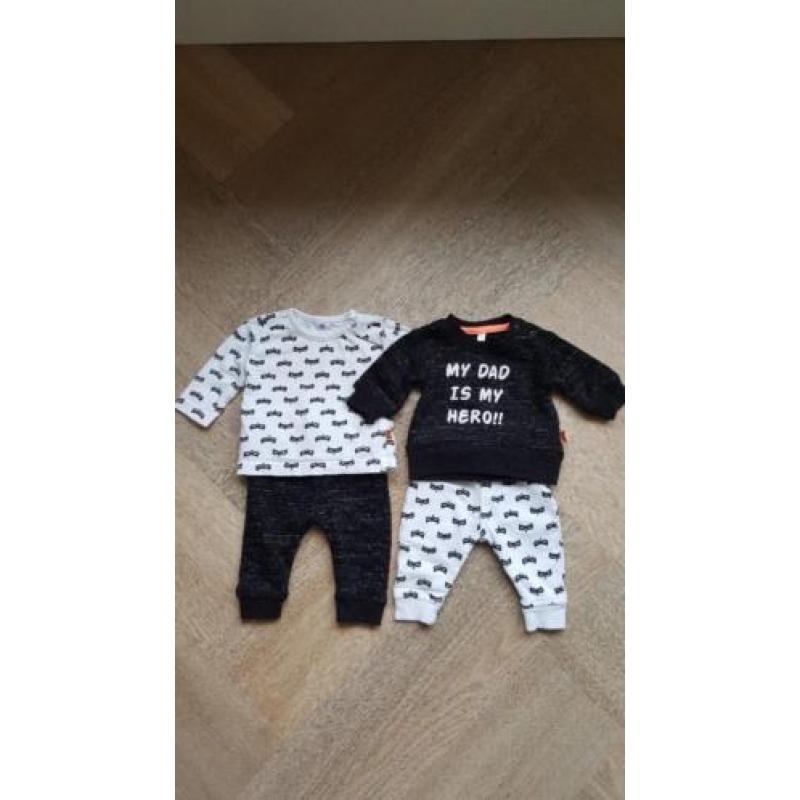 2 Setjes Babykleding maat 50 (tweeling)