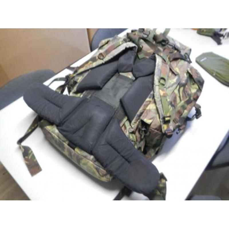 Leger backpack origineel met NSN nummer ARWY 60 liter +2x10L