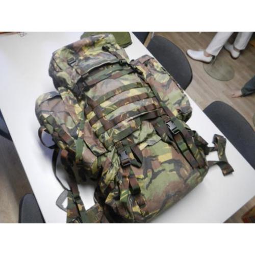 Leger backpack origineel met NSN nummer ARWY 60 liter +2x10L