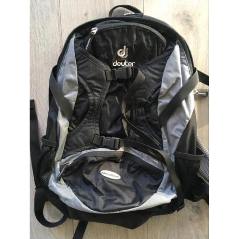 Deuter Classic Bike rugzak - zwart - nieuw