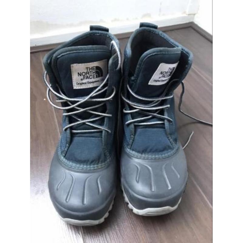 The north face boots waterproof.