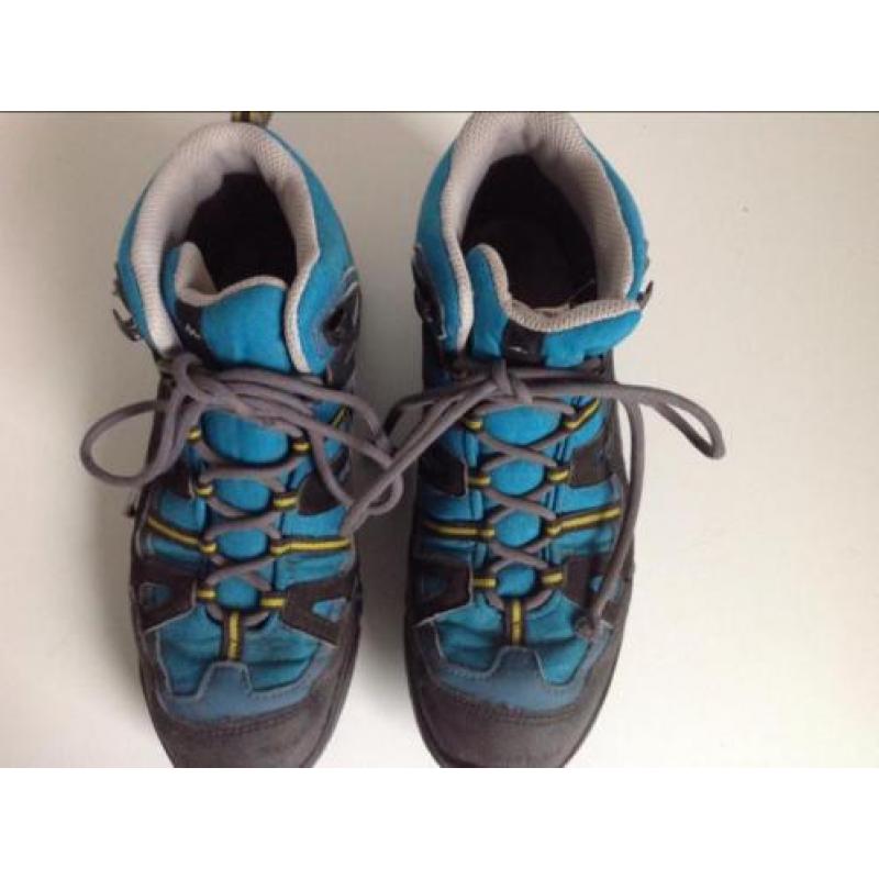 Bergschoenen merk Quechua maat 37
