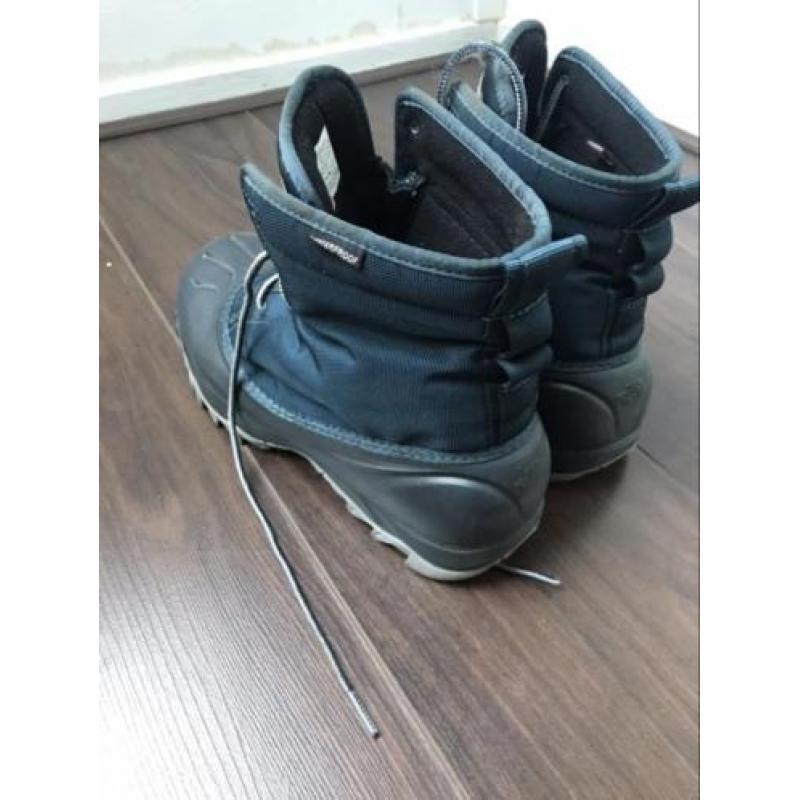 The north face boots waterproof.
